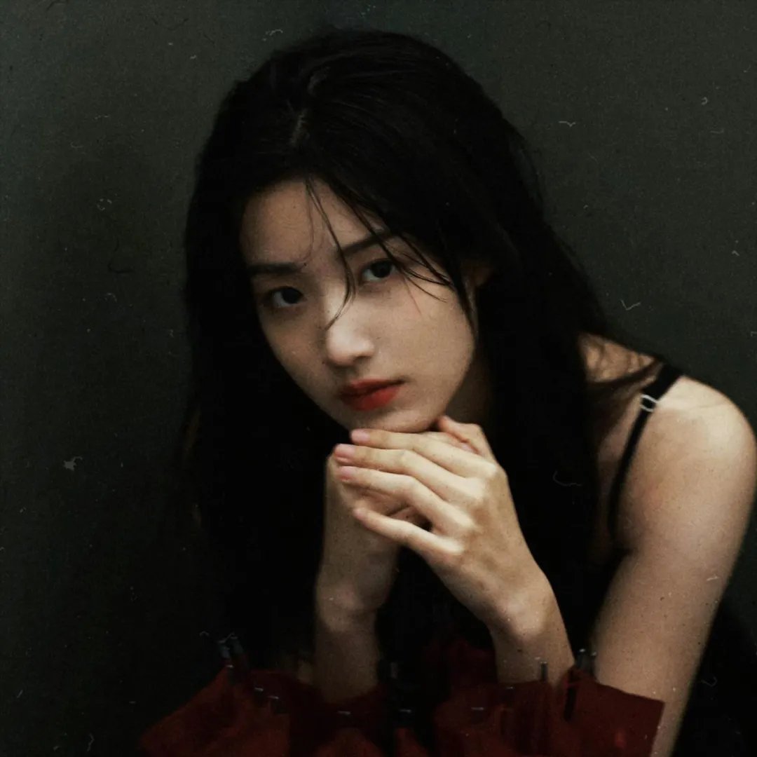 恋爱要在世界征服后
